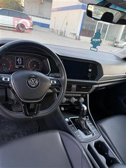 ڤۆڵکسواگن جێتا